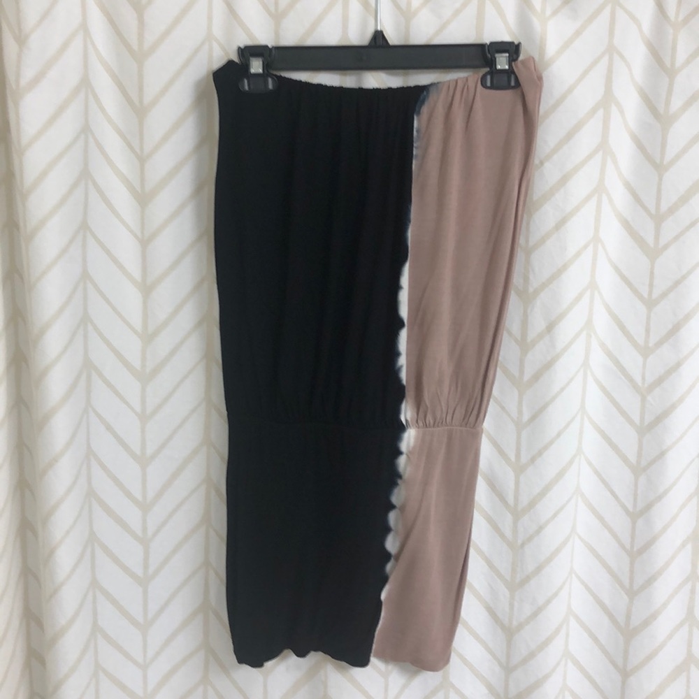 Women’s strapless dress